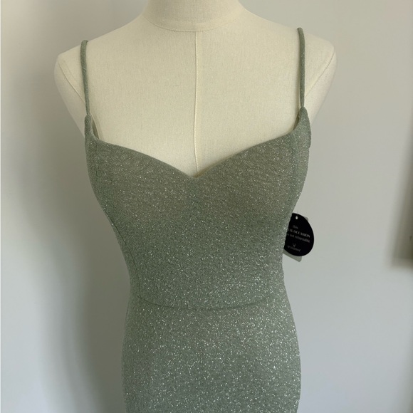 Windsor Green Sleeveless Dress - Picture 6 of 7